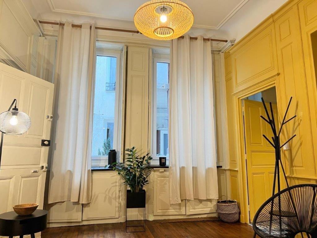 Le Boudoir De Clem Lägenhet Chalon-sur-Saône Exteriör bild