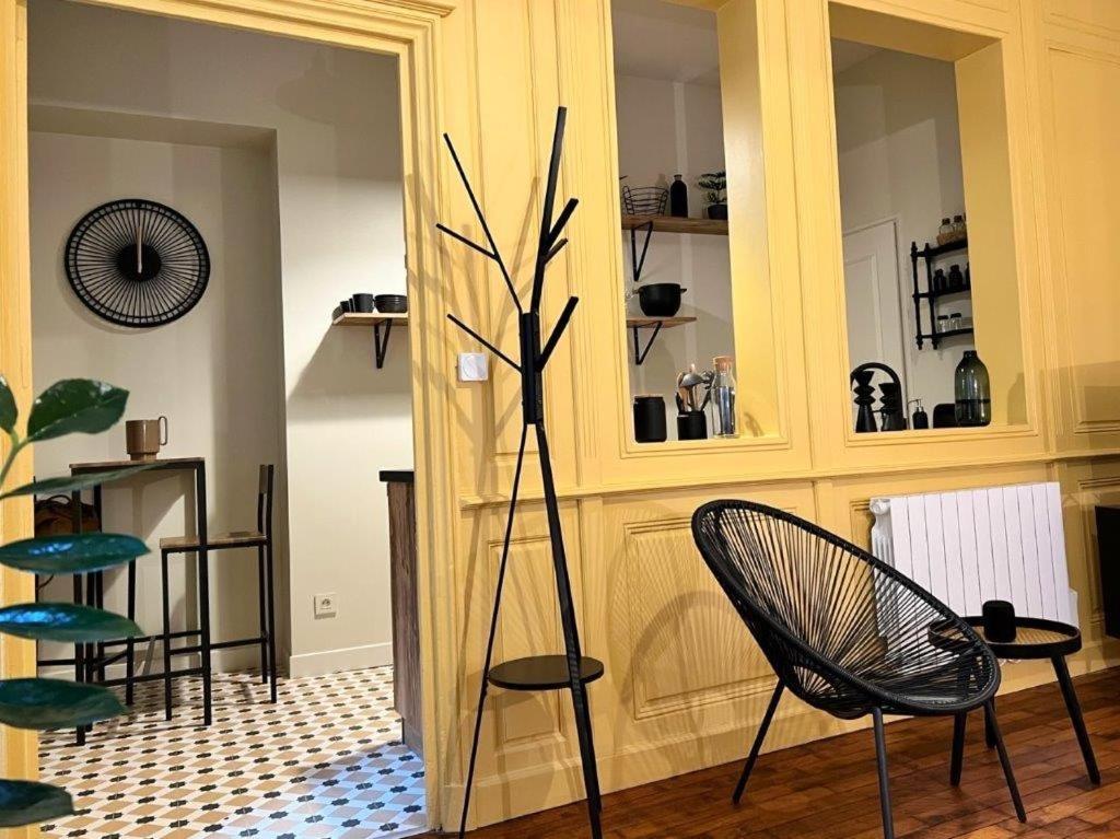 Le Boudoir De Clem Lägenhet Chalon-sur-Saône Exteriör bild