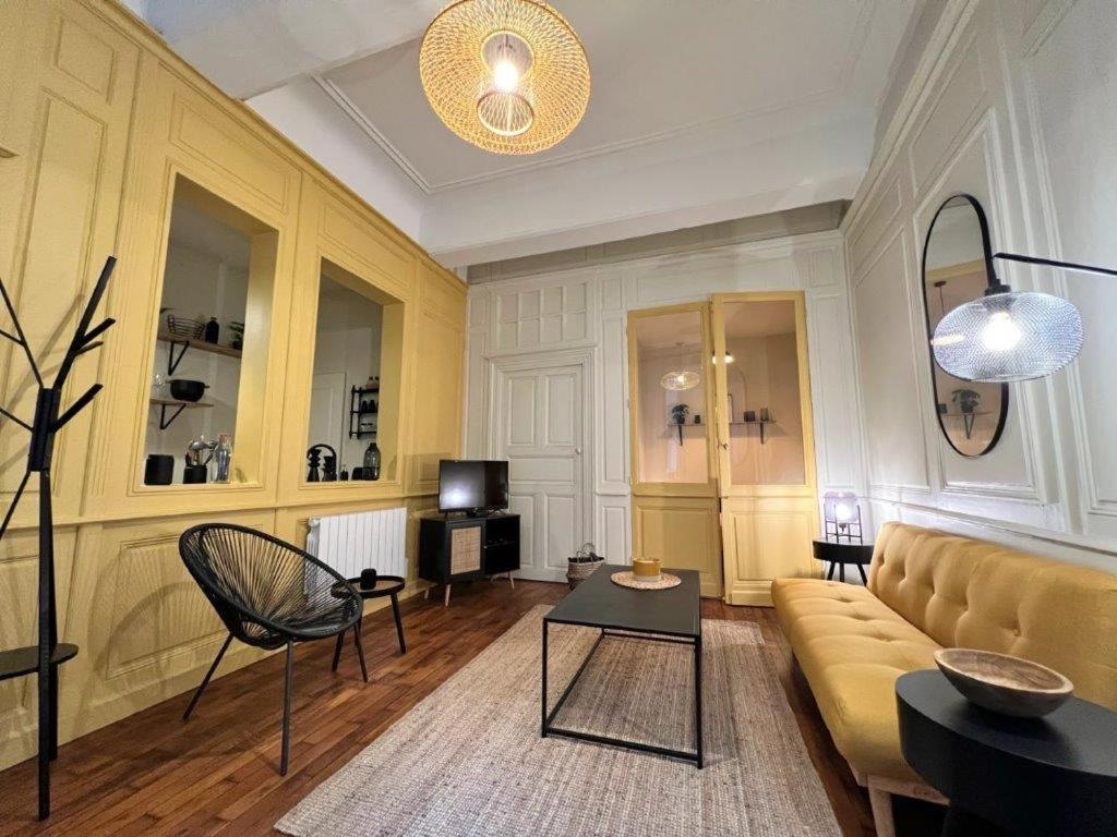 Le Boudoir De Clem Lägenhet Chalon-sur-Saône Exteriör bild